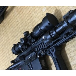 ライフルスコープ エアガン サバゲー 耐久 照準 3-9X32mm 3倍から9倍 アルミ製 タクティカル リングマウント対応 レッドおよびグリーン