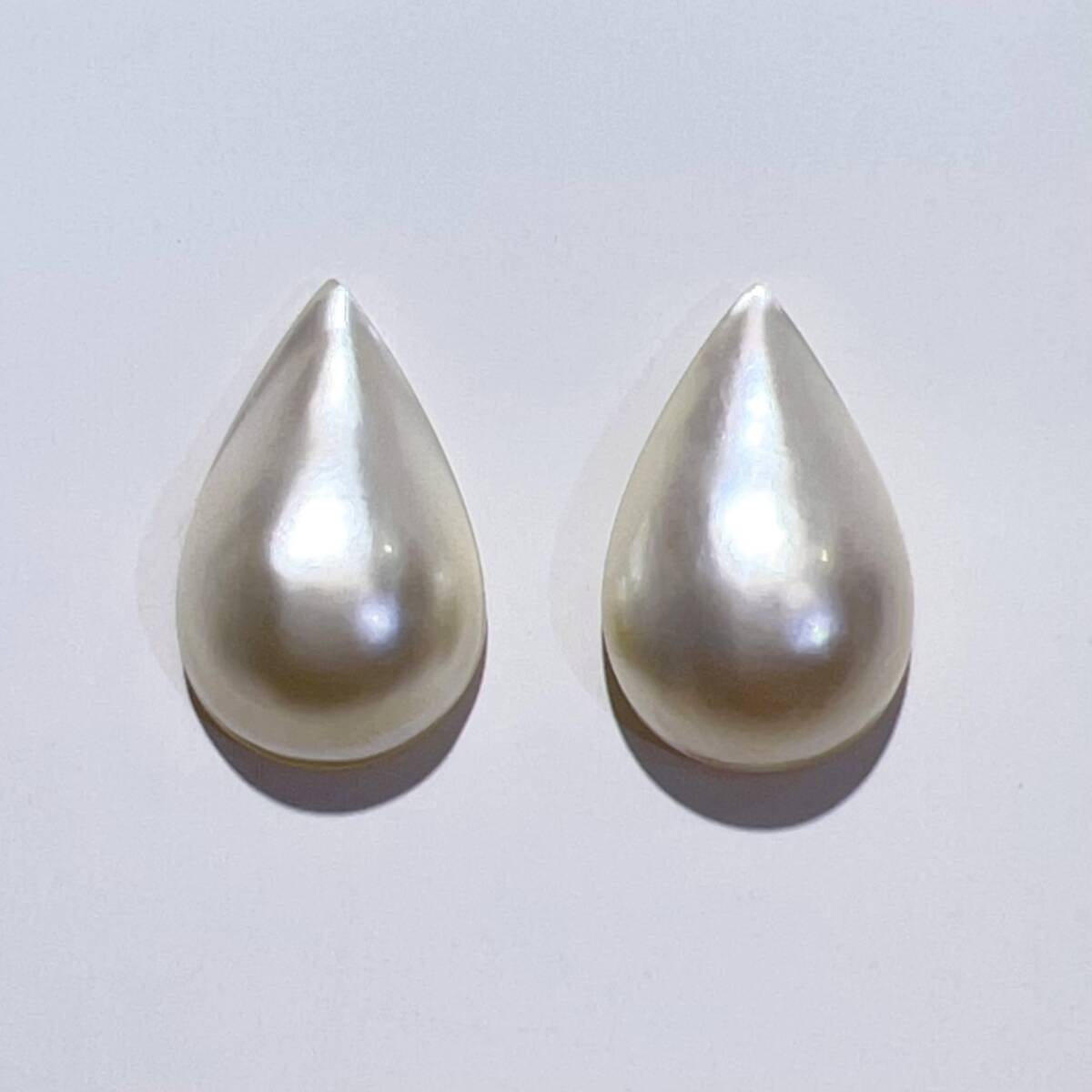 Pt900 南洋 ペアシェイプ マベパール ピアス 天然 本真珠 3.3g ホワ