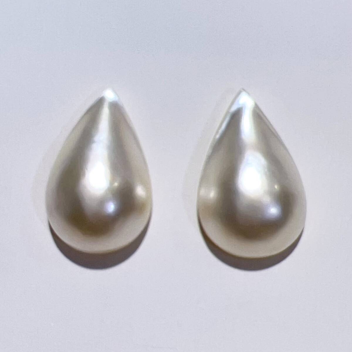 K18 南洋 ペアシェイプ マベパール ピアス 天然 本真珠 3.3g ホワイト