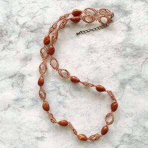 ハンドメイド*ドイツ製 アクリルビーズ タンブル 丸小ビーズ ネックレス ロングネックレス 赤茶色 レンガカラー 61~65㎝ No.2025