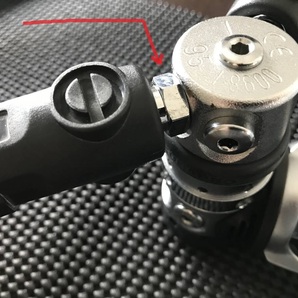 落札した残圧計の取り付けや中圧ホースのレイアウトを自分好みに変更したい D.I.Y 派の方に / 旅行先へ器材を携行する際もコレが重宝します