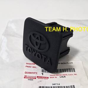 【新品】USトヨタ純正 ヒッチメンバー用 ヒッチキャップ 50mm 2インチ角 北米仕様☆ ヒッチメンバーキャップ ランクル プラド RAV4