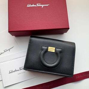 【極上美品】133 Ferragamo サルバトーレフェラガモ 2つ折り財布