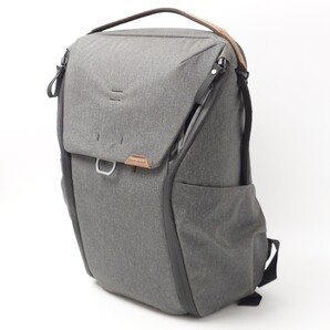 送料無料■美品■Peak Design ピークデザイン エブリデイ バックパック everyday backpack 30L V2 チャコール