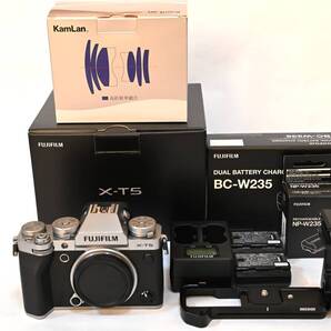 FUJIFILM X-T5 シルバー 富士フイルム