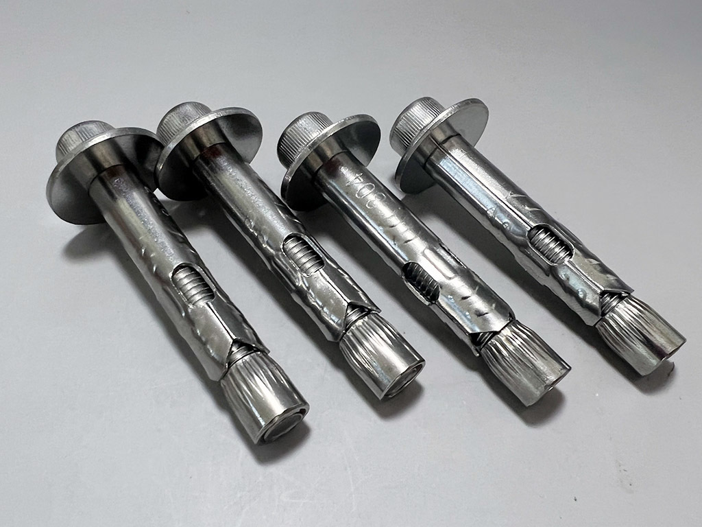 ★M8×L60 mm ボルトアンカー(キャップスクリュー) 4個セット 六角穴付