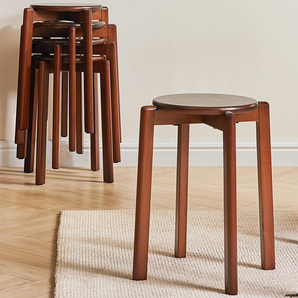 【組み立て式で、届いてすぐに簡単に設置できる】 木製スツール 4脚セット 直径27×高さ45cm 天然ケヤキ材 スタッキング可能