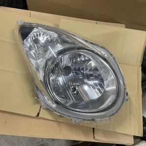 スズキ アルト HA35S 右 ヘッドライト 純正 ヘッドランプ 35120-64L02