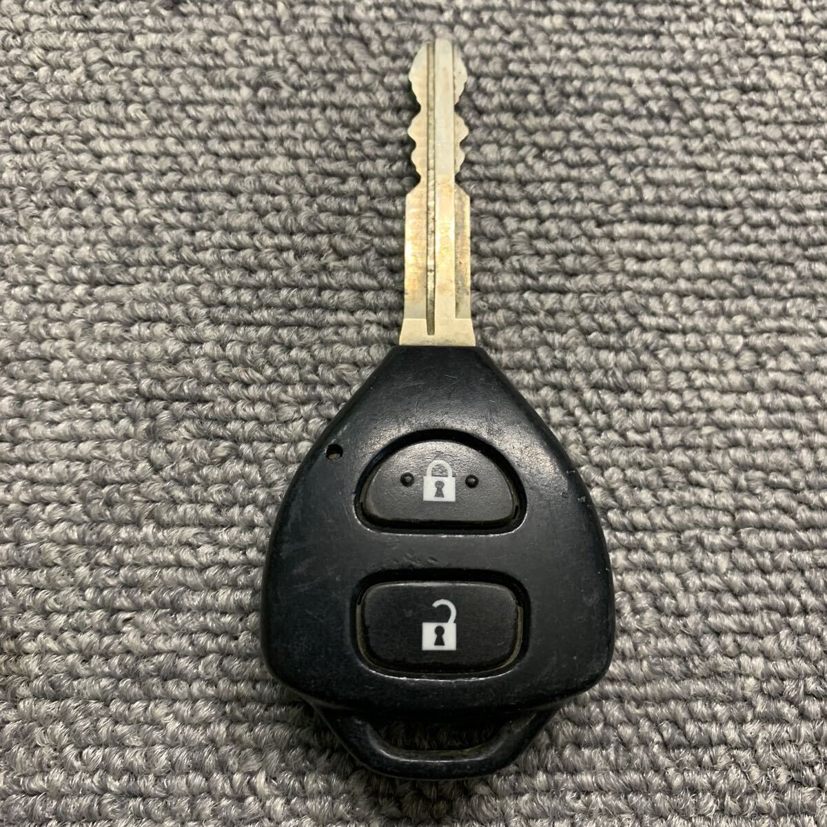 未使用品 トヨタ ハイエース スマートキー 純正 2025年最新】Yahoo!オークション -ハイエース 純正キーレスの中古品
