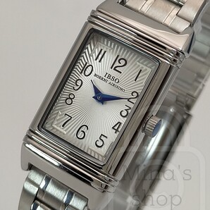 待望のプロダクト化【驚愕の美しき反転ケースはまるで宝飾品そのもの/新品】レクタングル ホワイトシルバー文字盤/3連ステンレスブレス