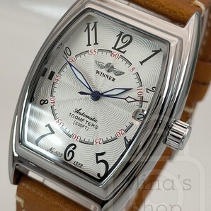 ネオトノースタイル/程良くシェイプされた多段階ケース【機械式/新品】自動巻き 裏スケ 日付 パールホワイト文字盤/上質ライトブラウン革