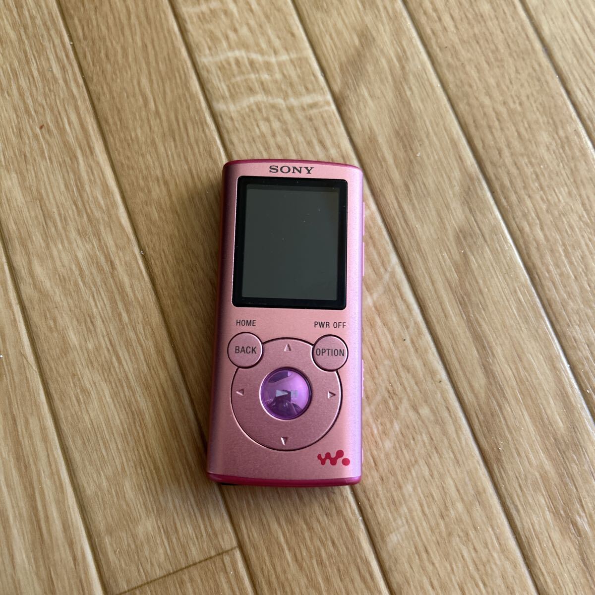 【中古】SONY WALKMAN NW-E052 プレーヤー デジタルオーディオ