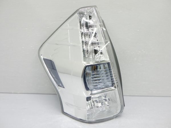 2025年最新】Yahoo!オークション -プリウスα テール 左(自動車