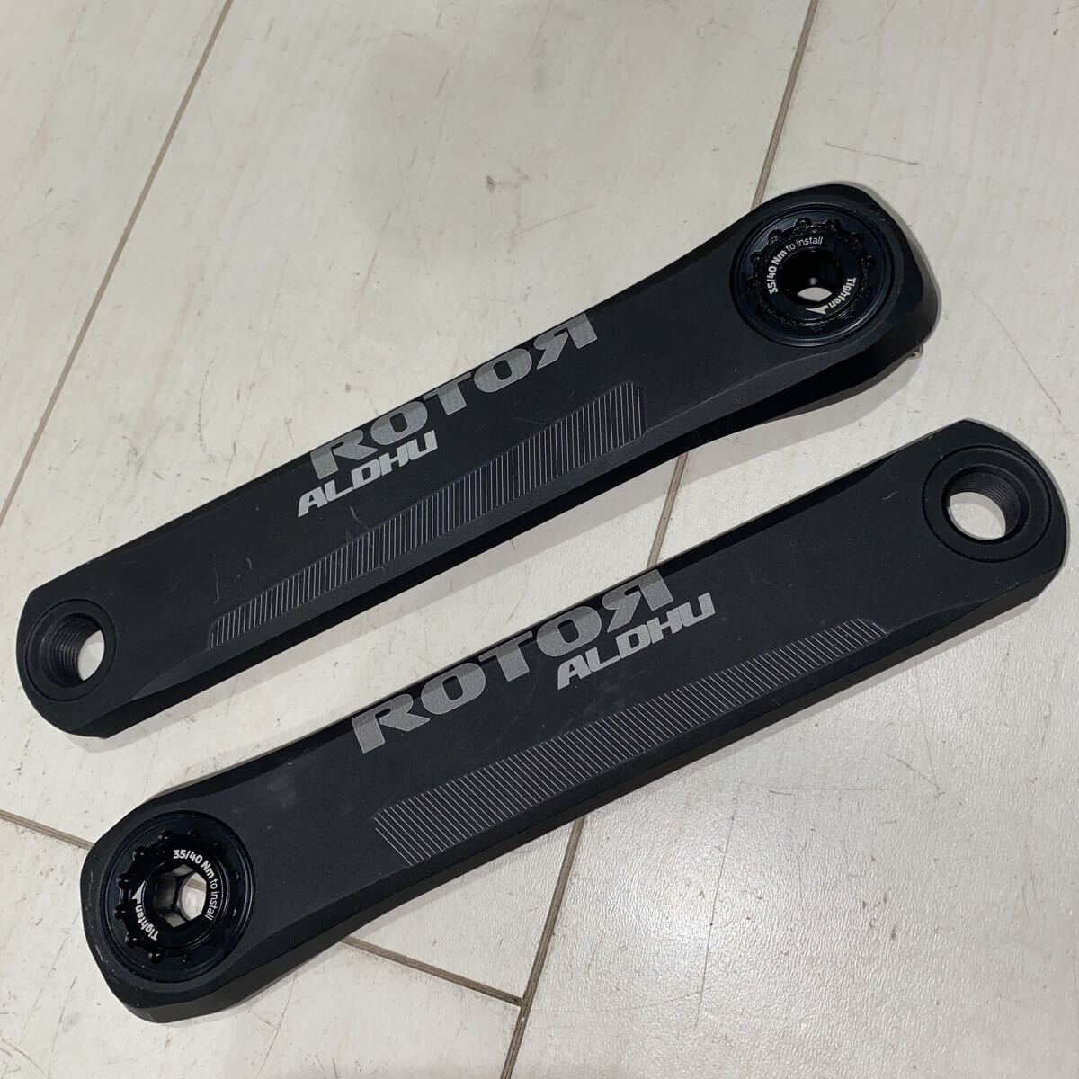 【未使用品】ROTOR ALDHU 24クランクアーム 170mm ブラック ALDHU24 CRANK ARMSアルデュー24MMクランクアーム | ROTOR 日本公式サイト