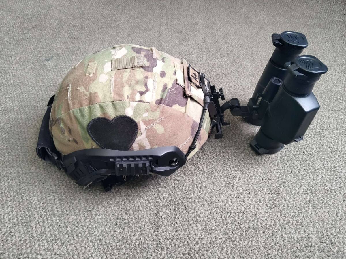 実物ACHヘルメットセット 実物ACHヘルメットセット 実物ACHヘルメット