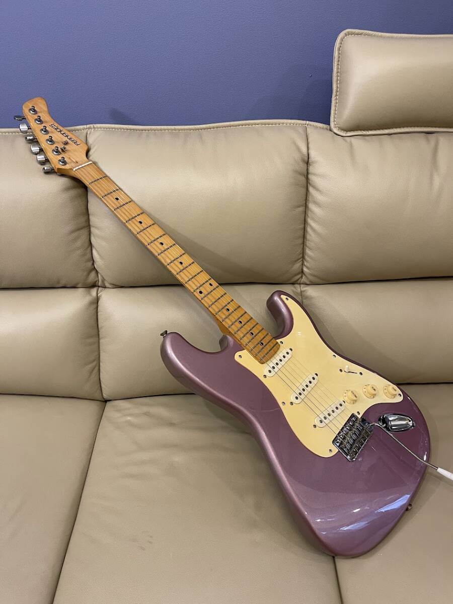 フェルナンデス　バーガンディーミスト　超美品！整備済み Yahoo!オークション -「バーガンディミスト」(エレキギター) (ギター
