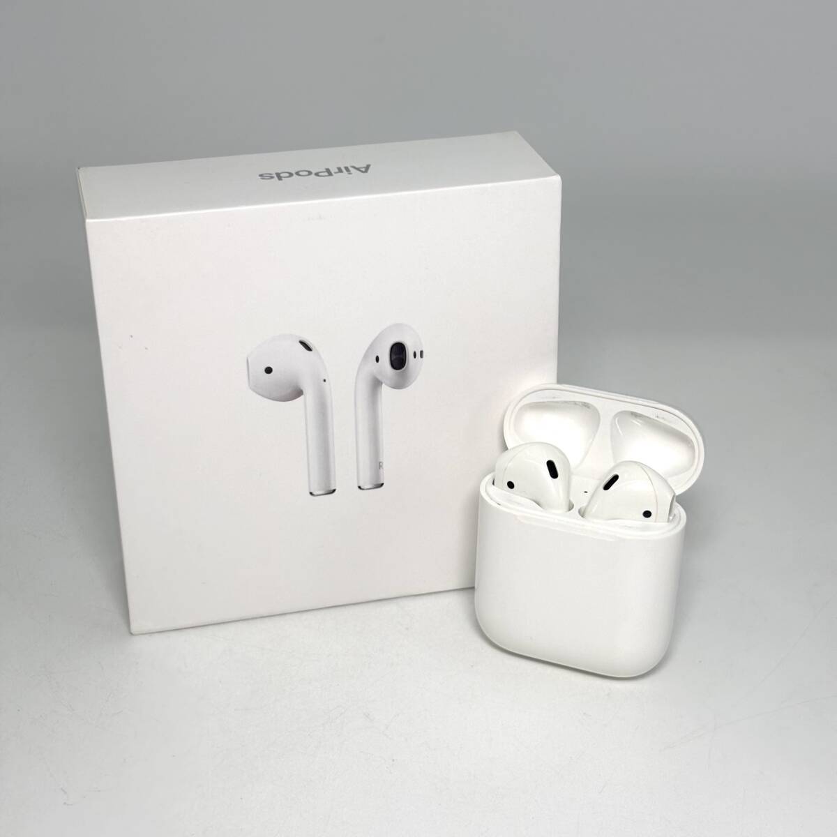 価格.com - Apple AirPods 第1世代 MMEF2J/A 価格比較
