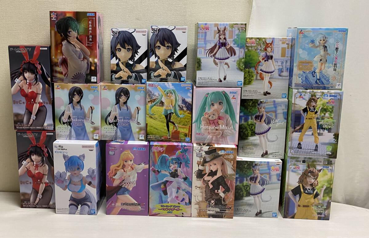 フィギュアまとめ売り ワンピース リコリス・リコイル 初音ミク等12体