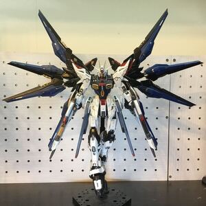 ストライクフリーダムガンダム MGEX プラモデル 完成品