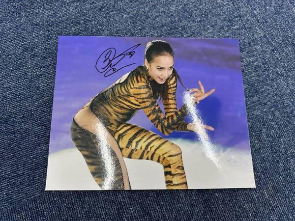 ◆(直筆 サイン ) アリーナ・ザキトワ ピョンチャンオリンピック フィギュアスケート 金メダリスト ロシア代表◆3