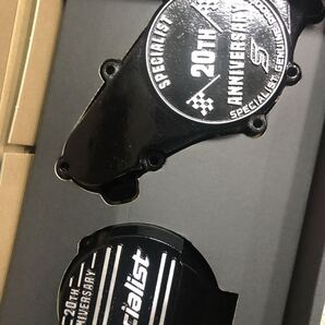 エンジンカバー送料込み