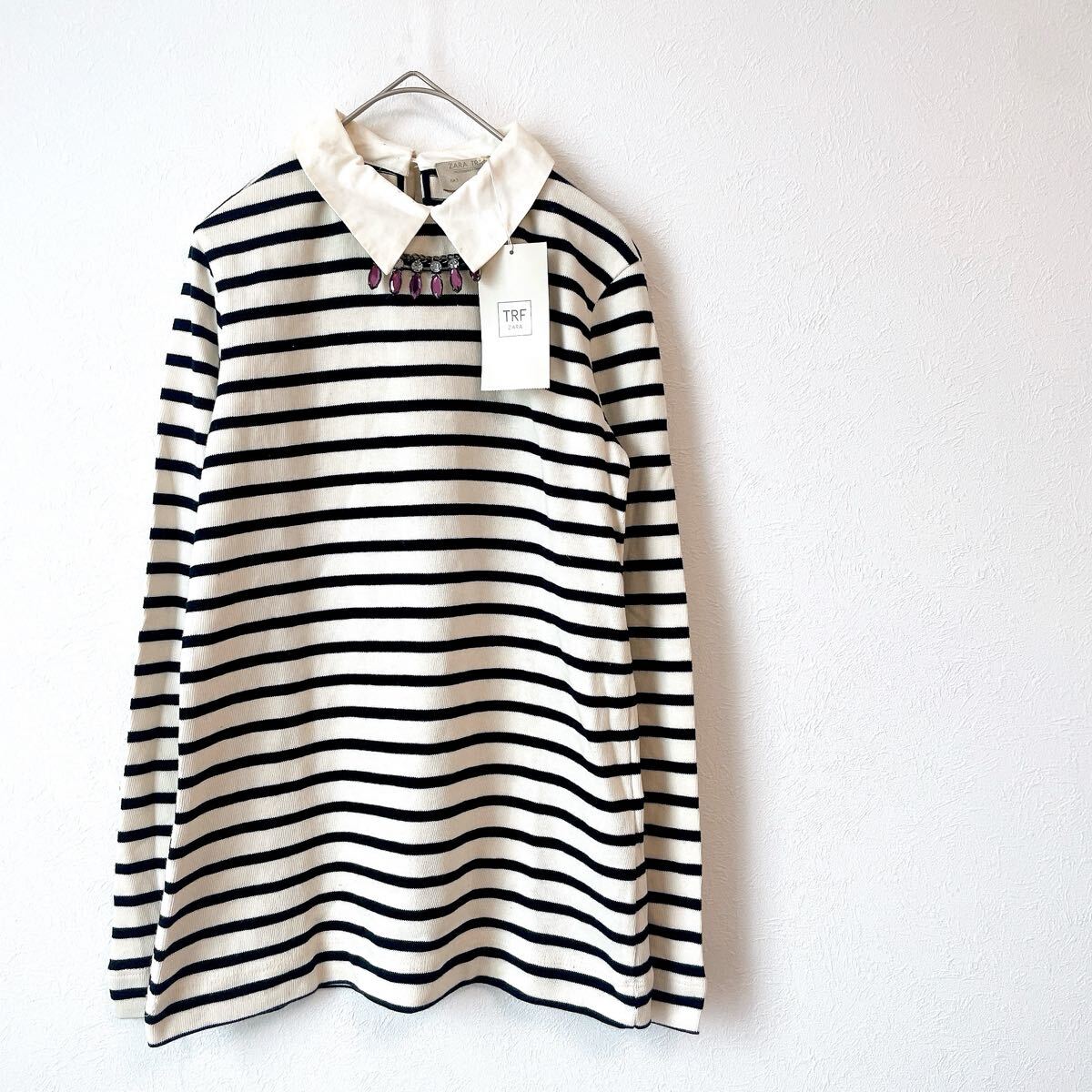 ★新品★ザラZARAボーダー長袖ニットトップス重ね着シャツ プルオーバーSサイズ黒ブラック白ホワイト ビジュー ラインストーン紫パープル