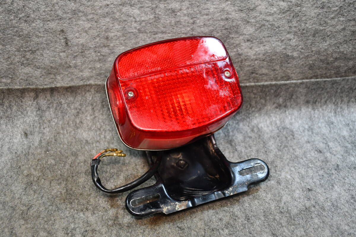 Yahoo!オークション -「kz」(テールランプ) (純正品)の落札相場・落札価格