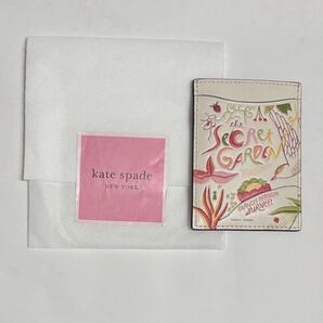 【新品未使用品】 kate spade ケイトスペード パスケース カードケース 定期入れ 本革 シグネチャー ホワイト