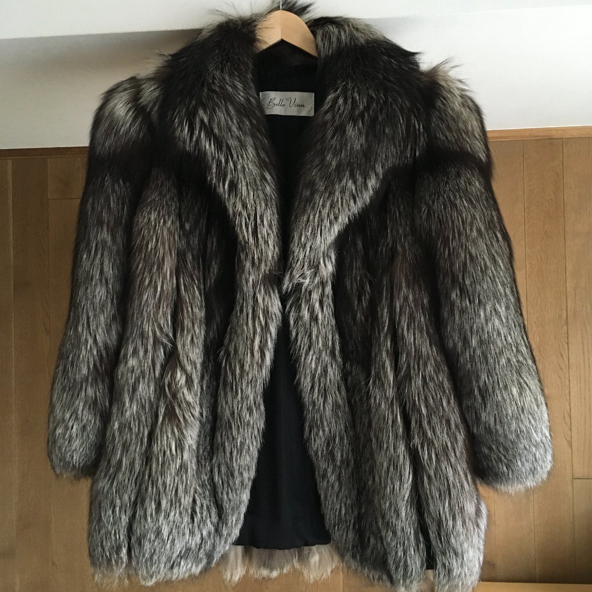 美品 銀サガ サガ フォックス ロングコート リアルファーコート フォックス 2025年最新】Yahoo!オークション -サガフォックス コートの中古