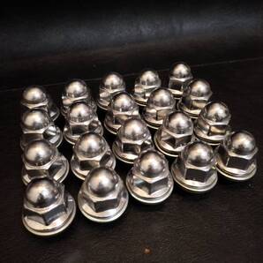 【送料無料】【複数購入可能】 美品 納車外し 三菱 デリカD:5 純正 ホイールナット 20個セット