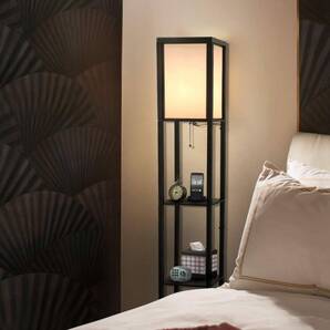 組立式で簡単に設置できるラック付きフロアライト