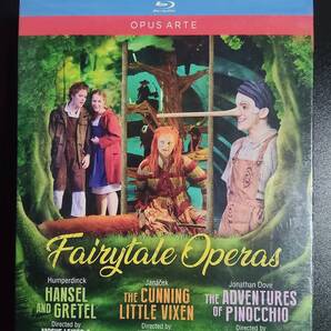 ヘンゼルとグレーテル ピノキオの冒険 利口な女狐の物語(おとぎ話のオペラ)Blu-ray