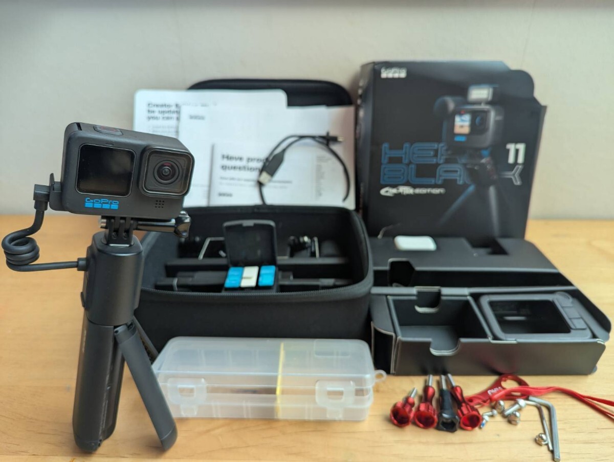 完全売切〜おまけあり【☆美品☆】Gopro11 BLACK クリエイターエディシ