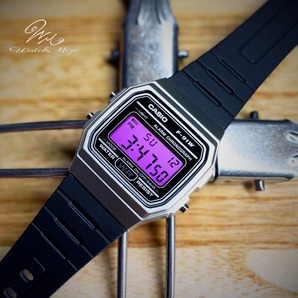 ☆★新品未使用★☆ CASIO F-91WM-7AJH 《ピンク液晶》カスタム シルバー ラバー(樹脂)ストラップ【チープカシオ・チプカシ】