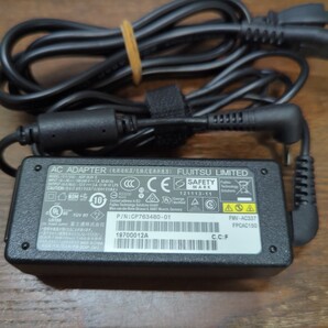 FUJITSU 12V3A /FMV-AC337 コネクタ-外径 約3㎜ / ArrowsTab用ACアダプタ-