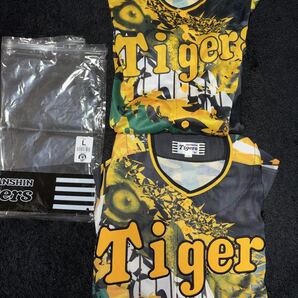 即決 ゆうパック匿名送料無料 阪神タイガース ユニフォーム2枚セット ミズノ製 Lサイズ 刺繍 ウル虎の夏2022 市販品+オマケ配布物