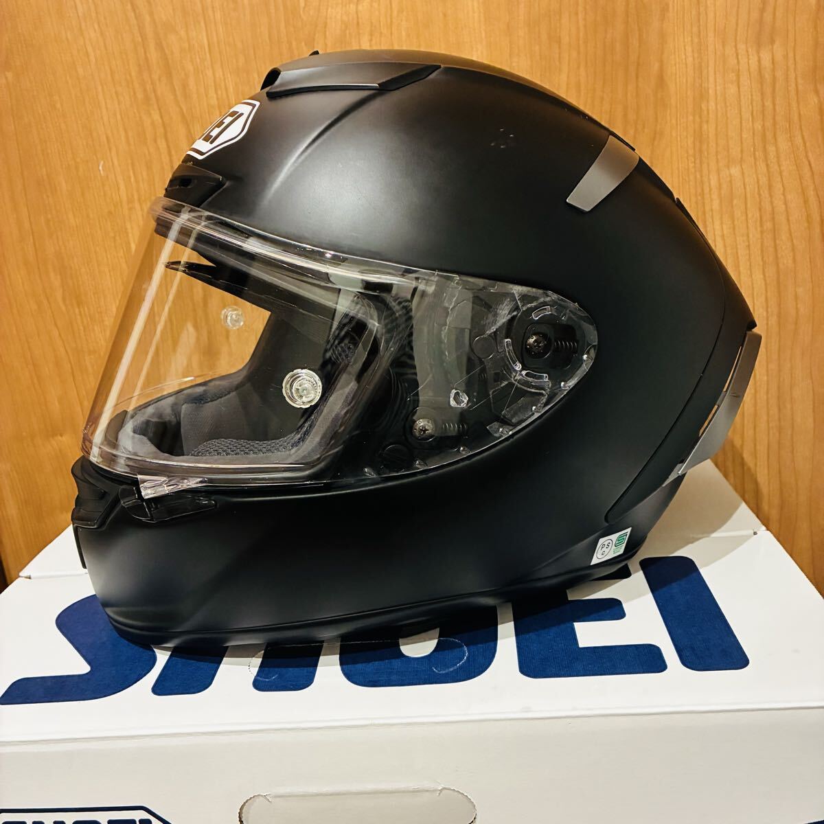 2025年最新】SHOEI X-14 ヘルメット 人気モデルをチェック