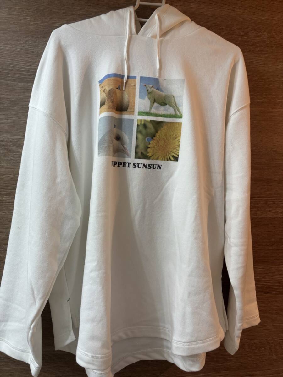ニコアンドniko and…パペットスンスン白フーディープルオーバー パーカー長袖コラボ　スンスン ロンTフード付きプルオーバー