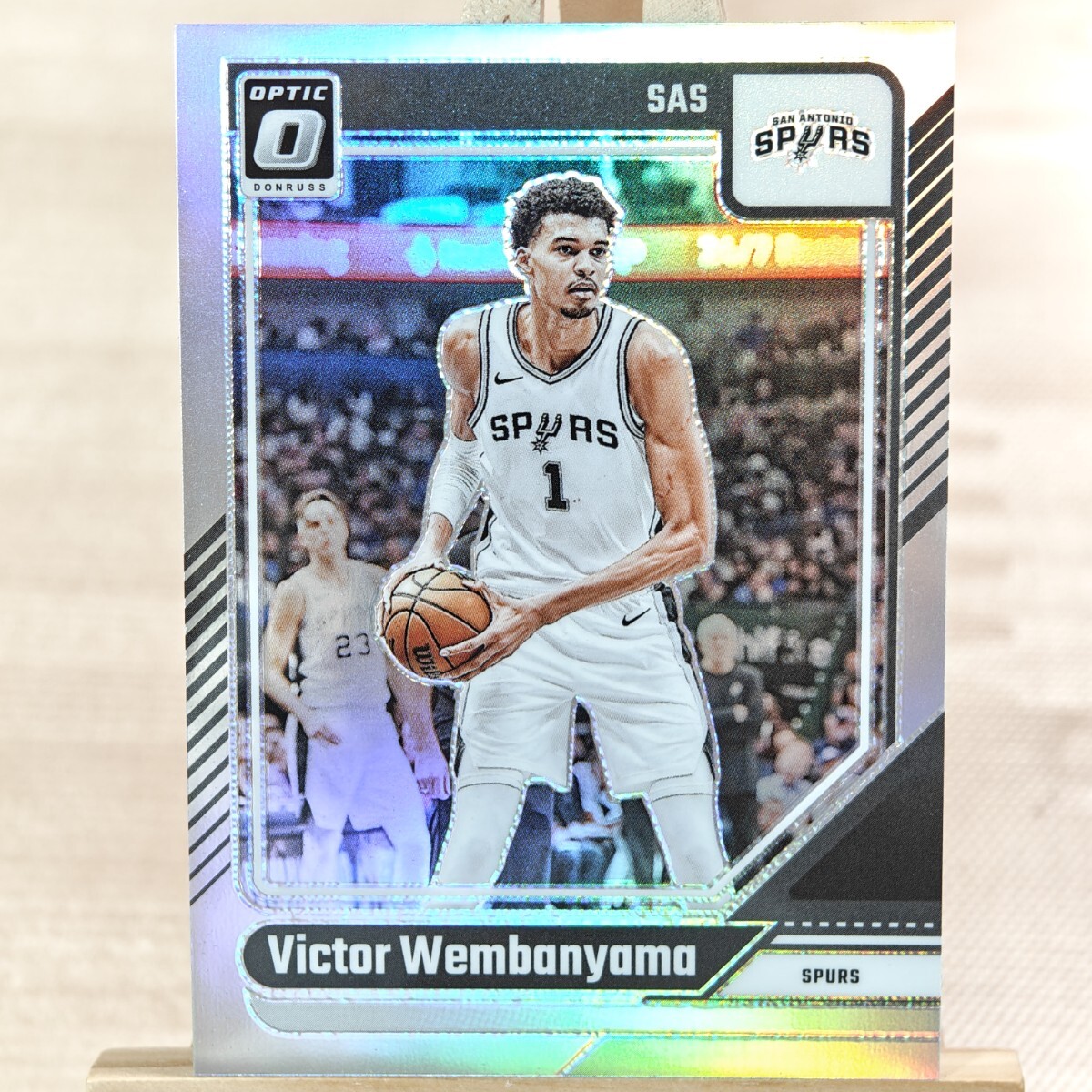 wembanyama rc ウェンバンヤマ 2023-24 NBA Hoops VICTOR WEMBANYAMA RC - メルカリ