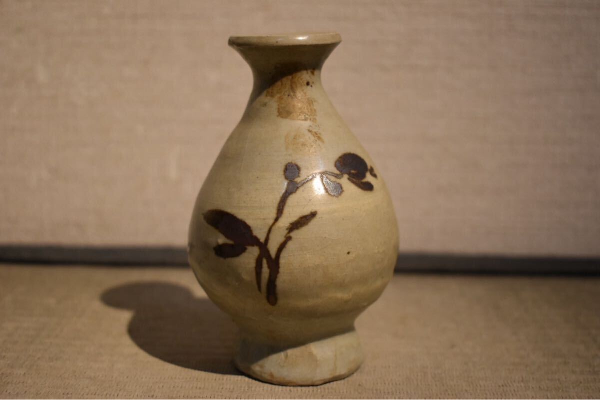 酒盃■安南染付酒盃 ぐい呑み 古い酒器 李朝 古玩 唐物 中国 時代物骨董■ 酒盃□安南染付酒盃 ぐい呑み 古い酒器 李朝 古玩 唐物