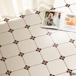 【滑り防止加工で安全性に配慮】 フロアタイル 20×20cm 10枚セット PVC 貼るだけ床材 DIY 防水床材 フランス花柄