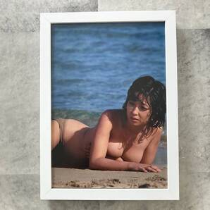 ●額装品 竹下景子 グラビア B5サイズ額入り 切り抜き ポスター風 アートフレーム 送料無料 D494