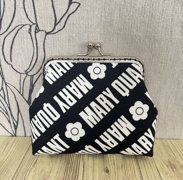 がま口・ ポーチ / 財布 / 小物入れ / ハンドメイド / 英字花柄・23