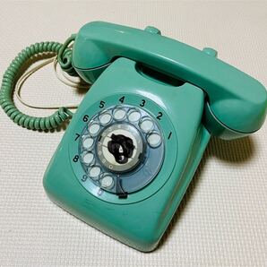 緑電話 日本電信電話公社 アンティーク昭和レトロ 電話機 インテリア 昭和レトロ ダイヤル式 電話機 インテリア 緑電話 600-A2