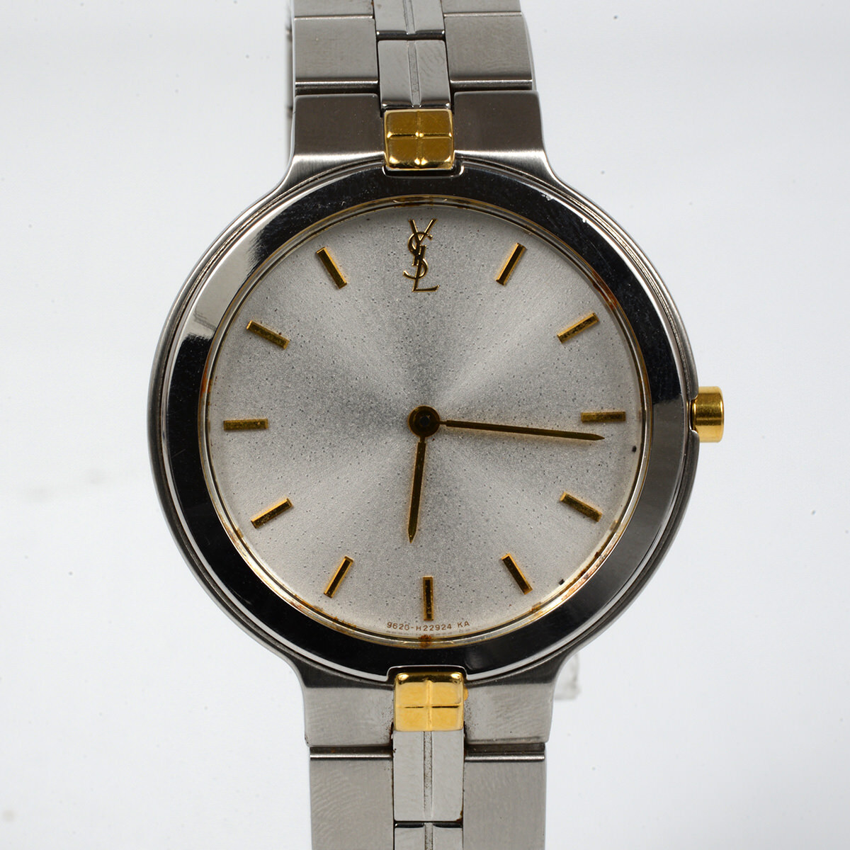 稼働　イブサンローラン 腕時計 コンビ ゴールド シルバー 付属品あり 8c9e1e2a427892c5200a4e9d670d70