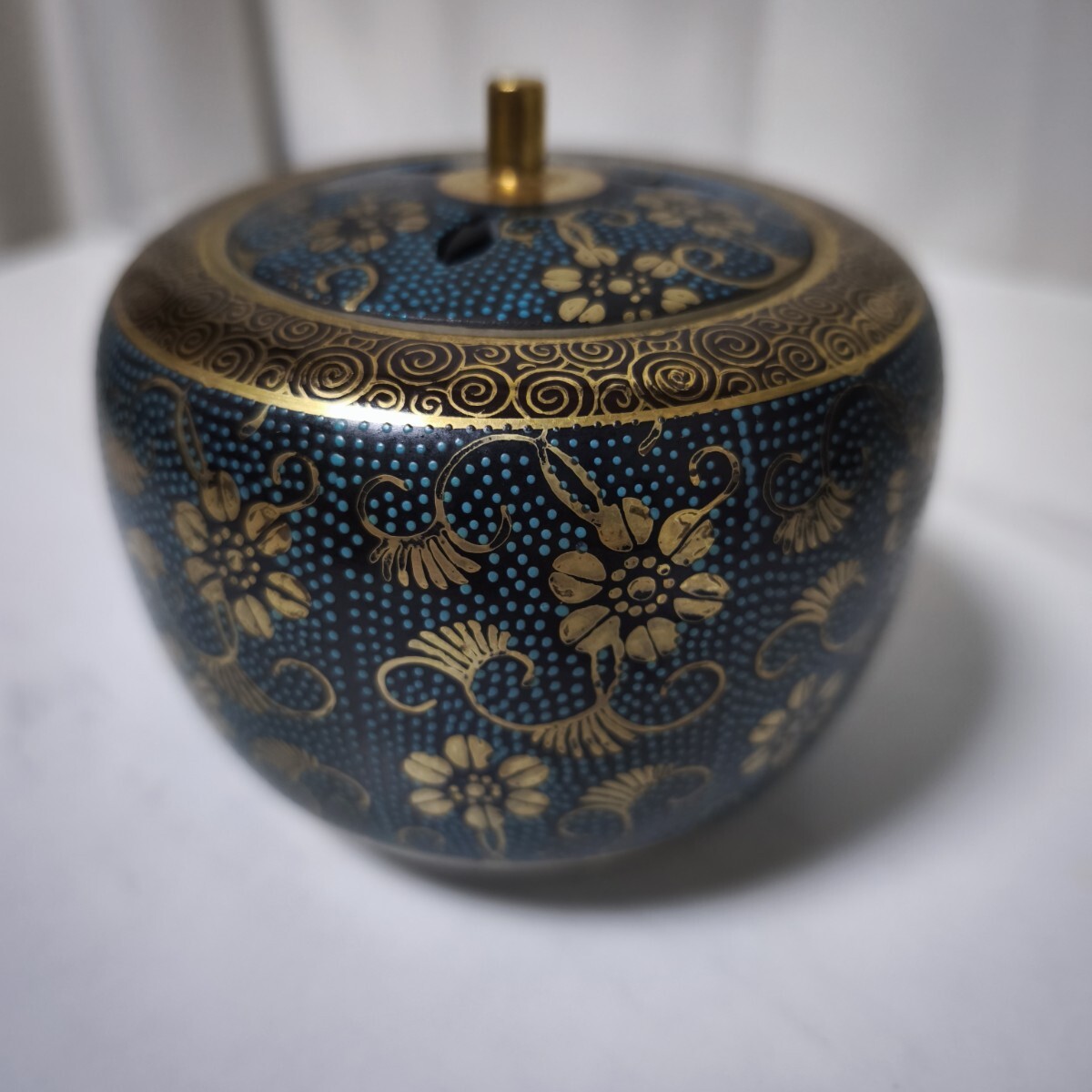 桃香炉 陶器製 合箱合布 香爐 香道具 抹茶道具 茶器 置物 細工物 モモ 古玩 桃香炉 陶器製 合箱合布 香爐 香道具 抹茶道具 茶器 置物 細工