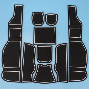 メルセデスベンツ Mercedes C117 X117 ラバーマット 落札後希望カラーをひとつお知らせください。