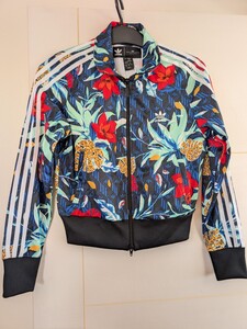 adidas adidasFarm Женская OT размер новый неиспользованный трек куртка джерси цветочный узор