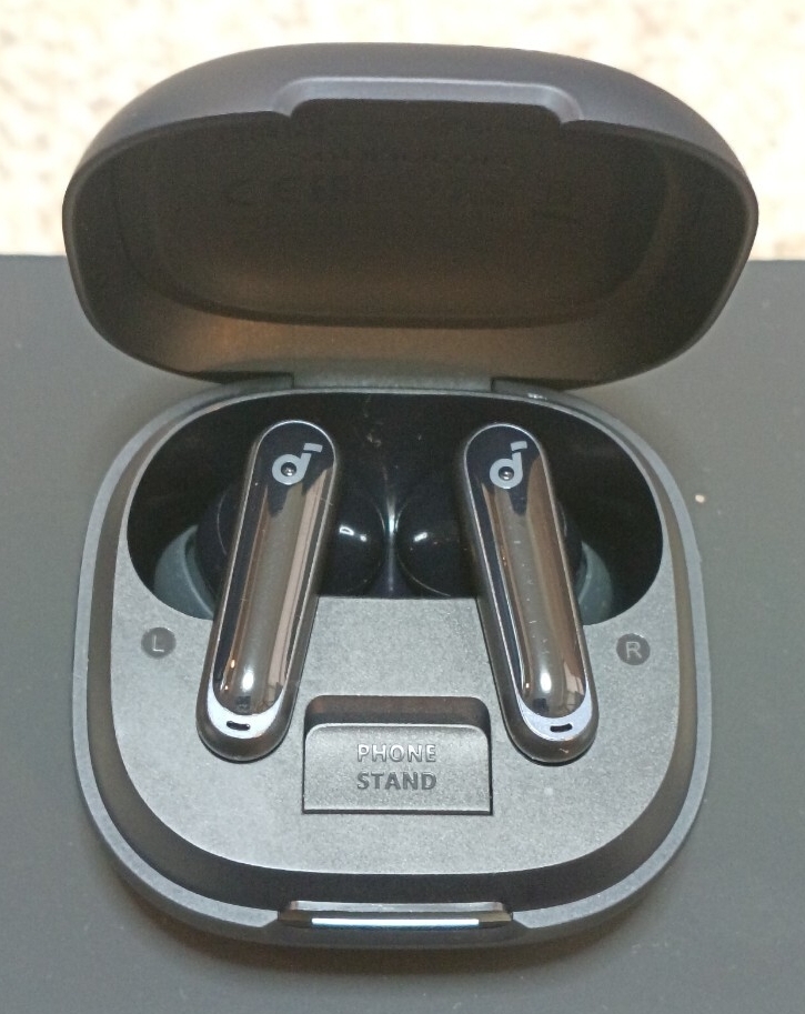 Anker Soundcore P40i