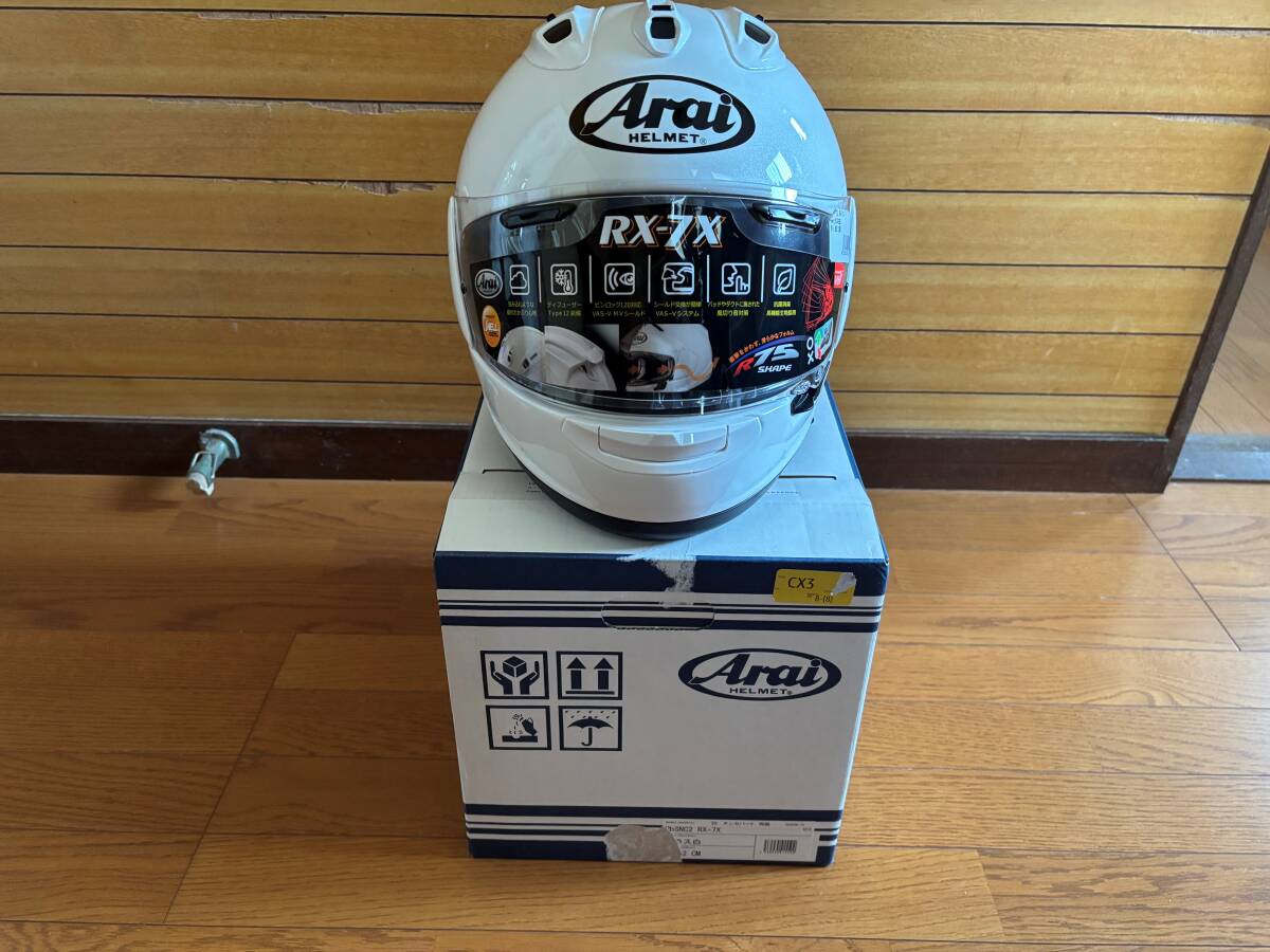 【送料無料】Arai RX7X ホワイト 完全未使用新品 XL 61-62 楽天市場】アライヘルメット Arai RX-7X : 白 XLサイズ 61-62